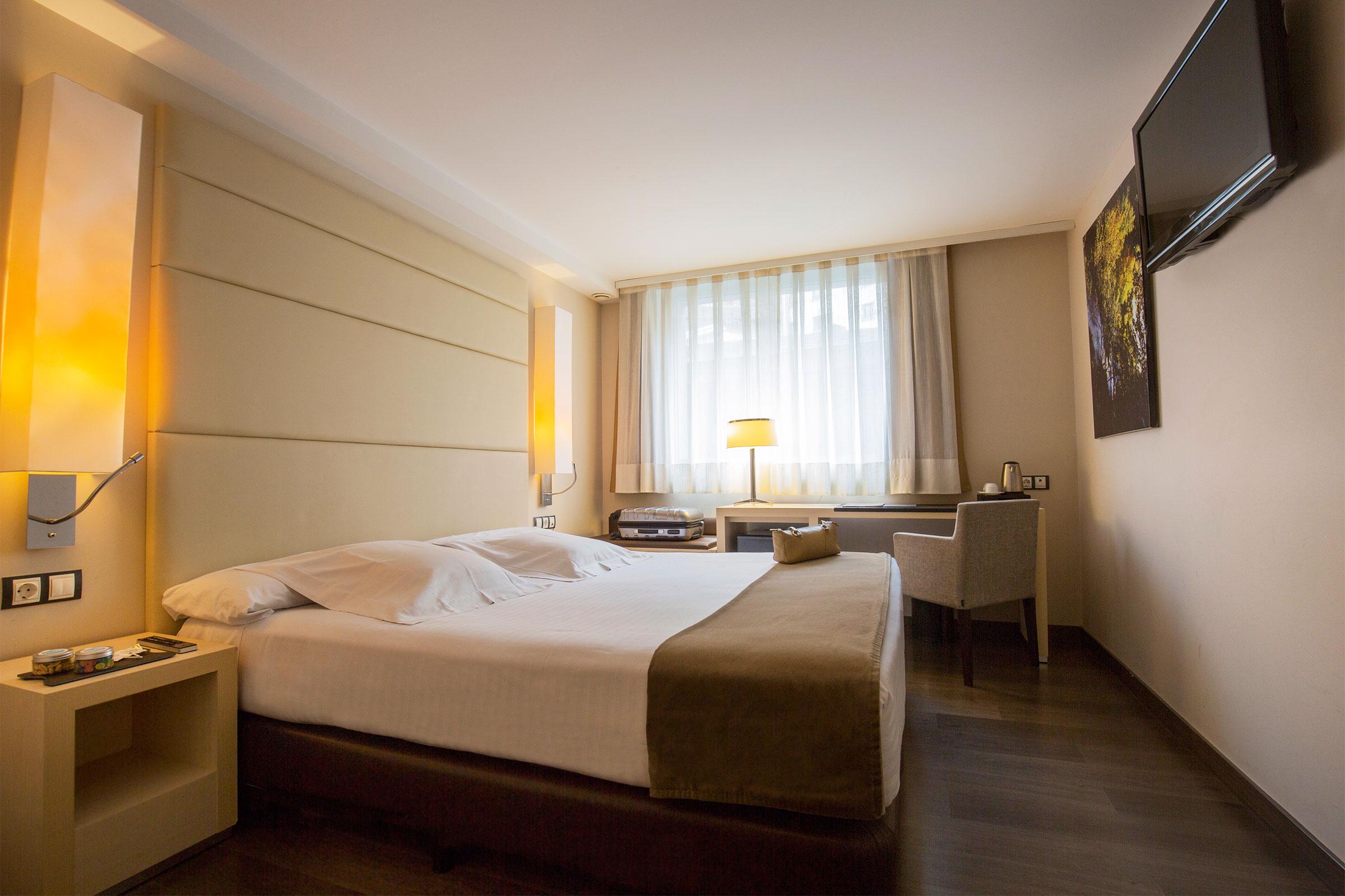 Yomo Mola Park Hotel Les Escaldes Exterior photo
