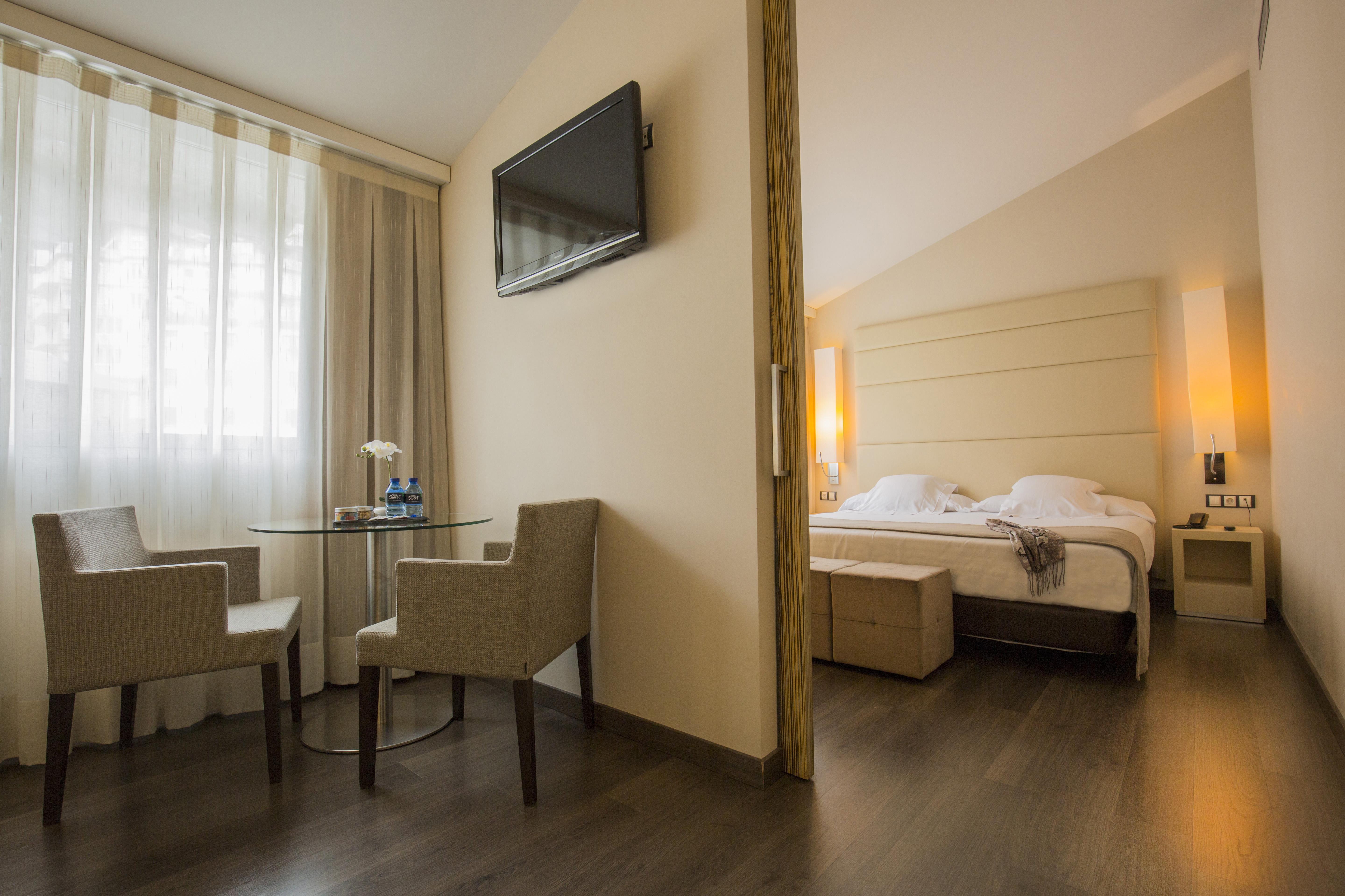 Yomo Mola Park Hotel Les Escaldes Exterior photo