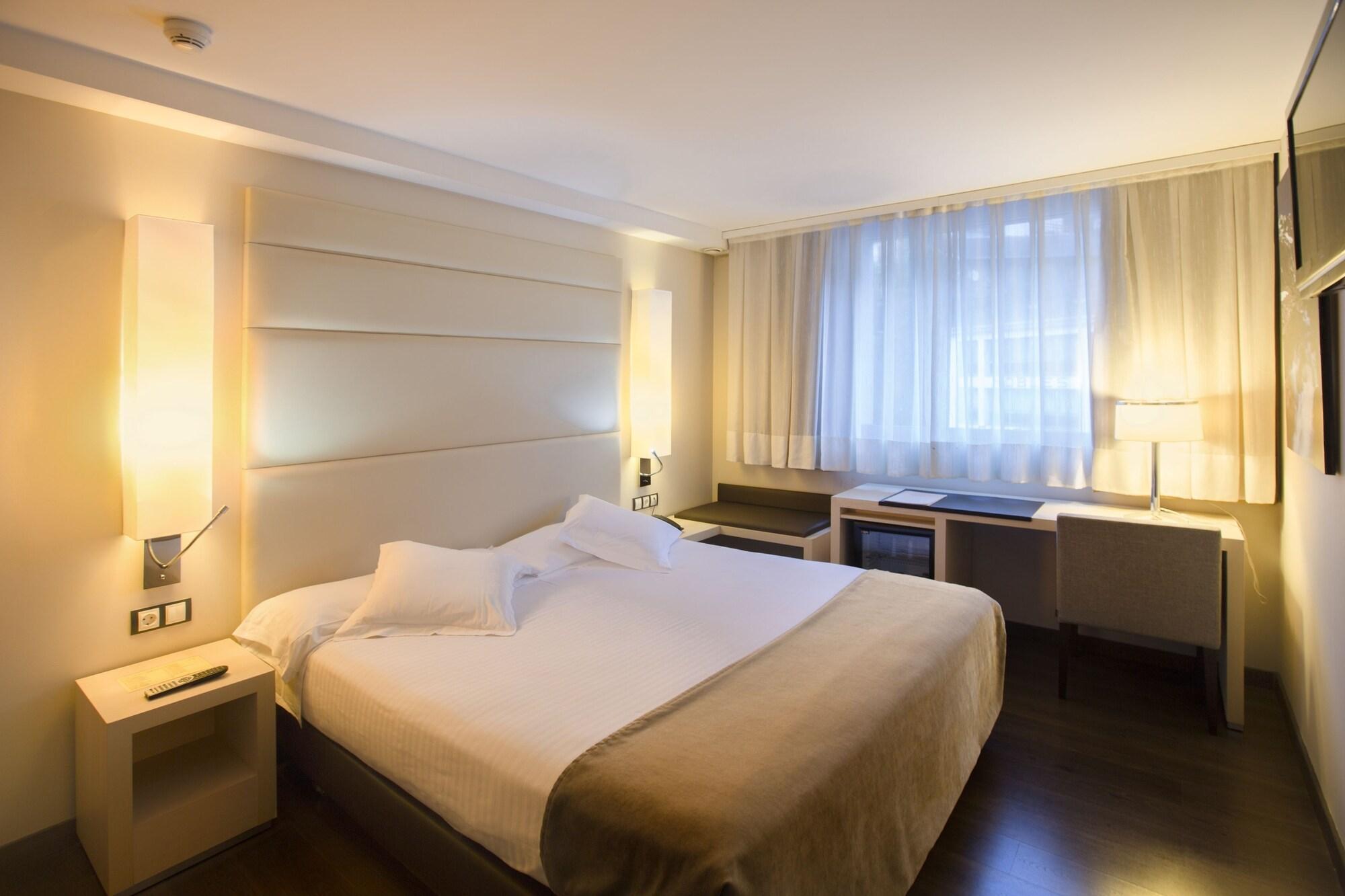 Yomo Mola Park Hotel Les Escaldes Exterior photo