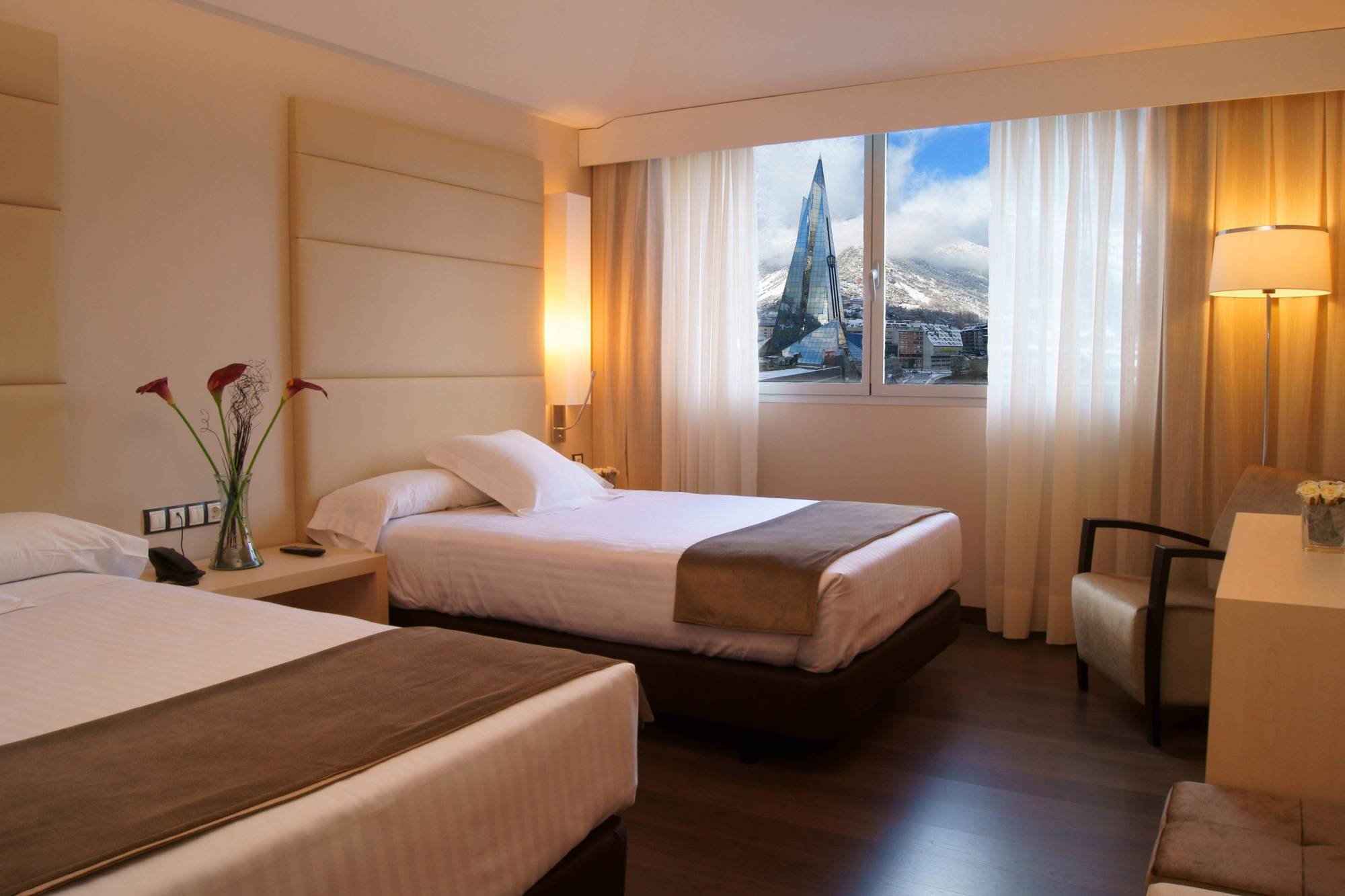 Yomo Mola Park Hotel Les Escaldes Room photo